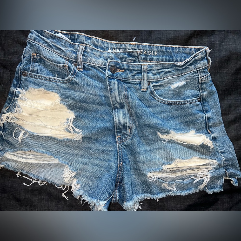 American eagle shorts.